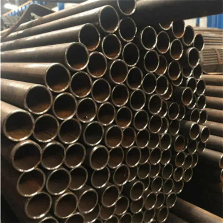 Țeavă sudată cu cusătură lungă și dreaptă